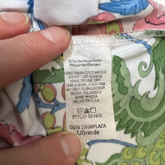 Cute v-neck dress with back tie - Picture 5 of 5